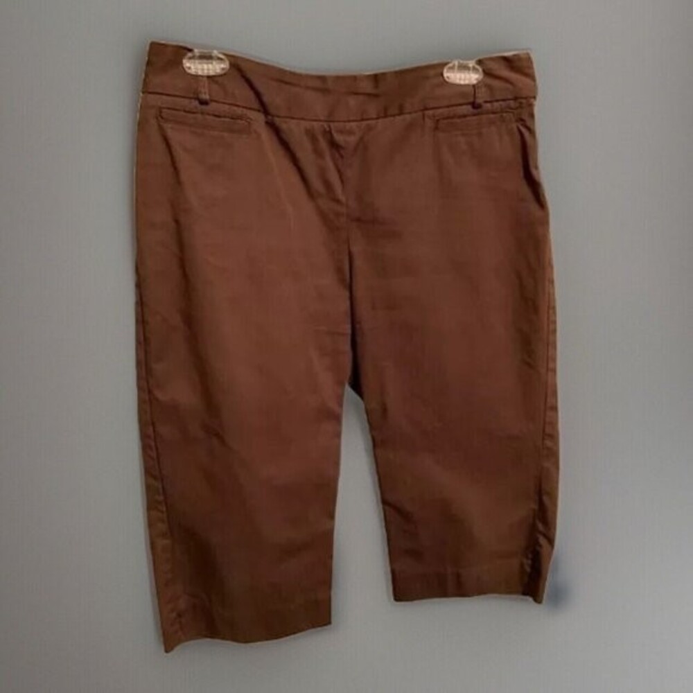 Van Heusen Brown Capri Pants Subtle Pinstripe Womens Size 10